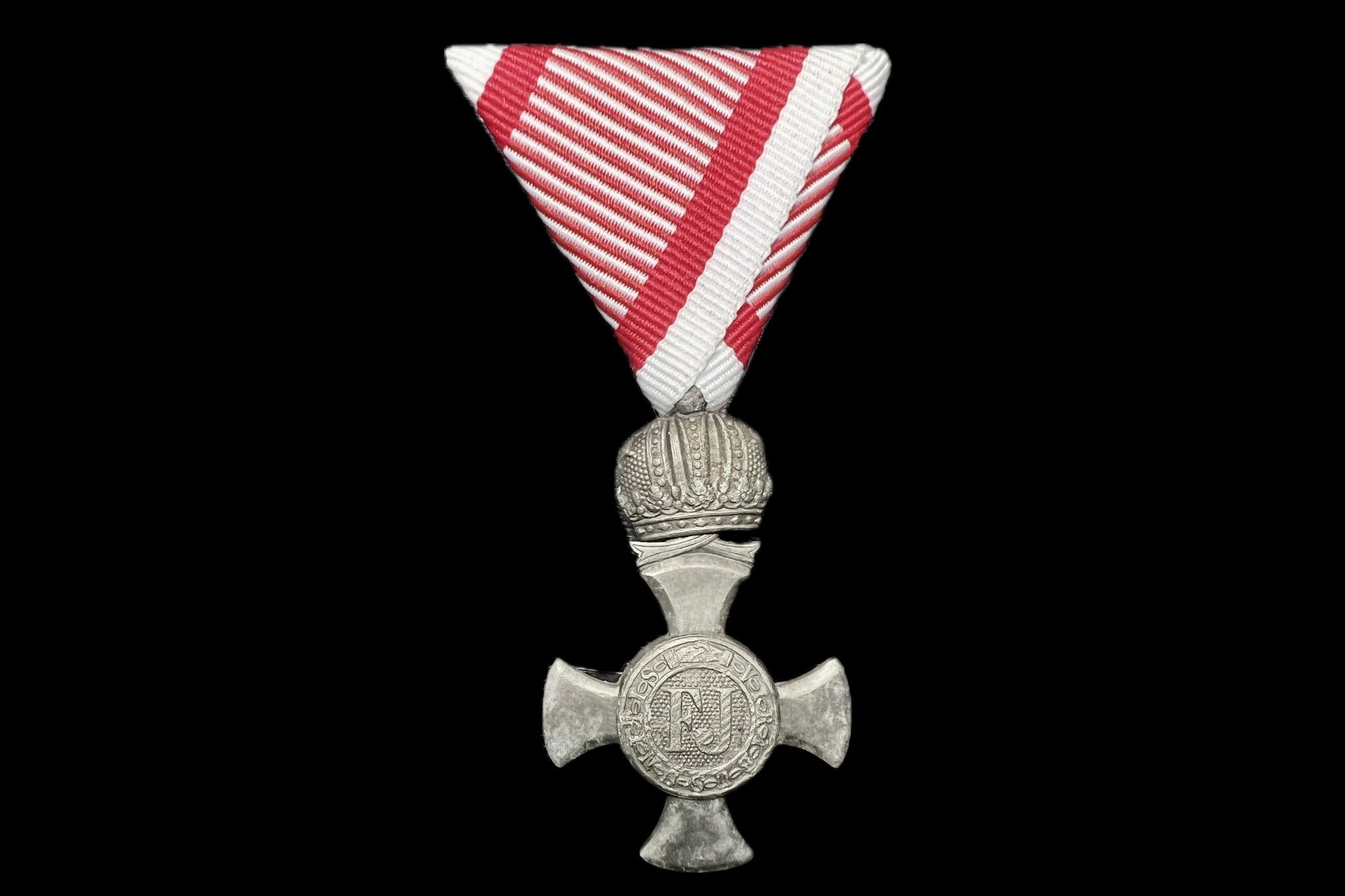 Ferenc József Koronás Vas Érdemkereszt 
