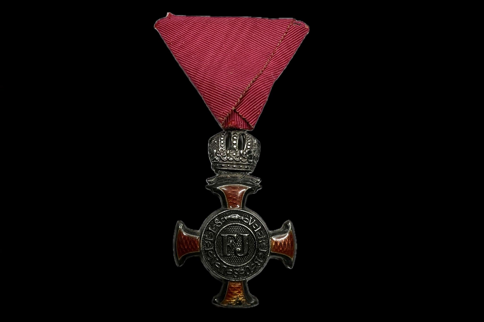 Ferenc József Koronás Ezüst Érdemkereszt 