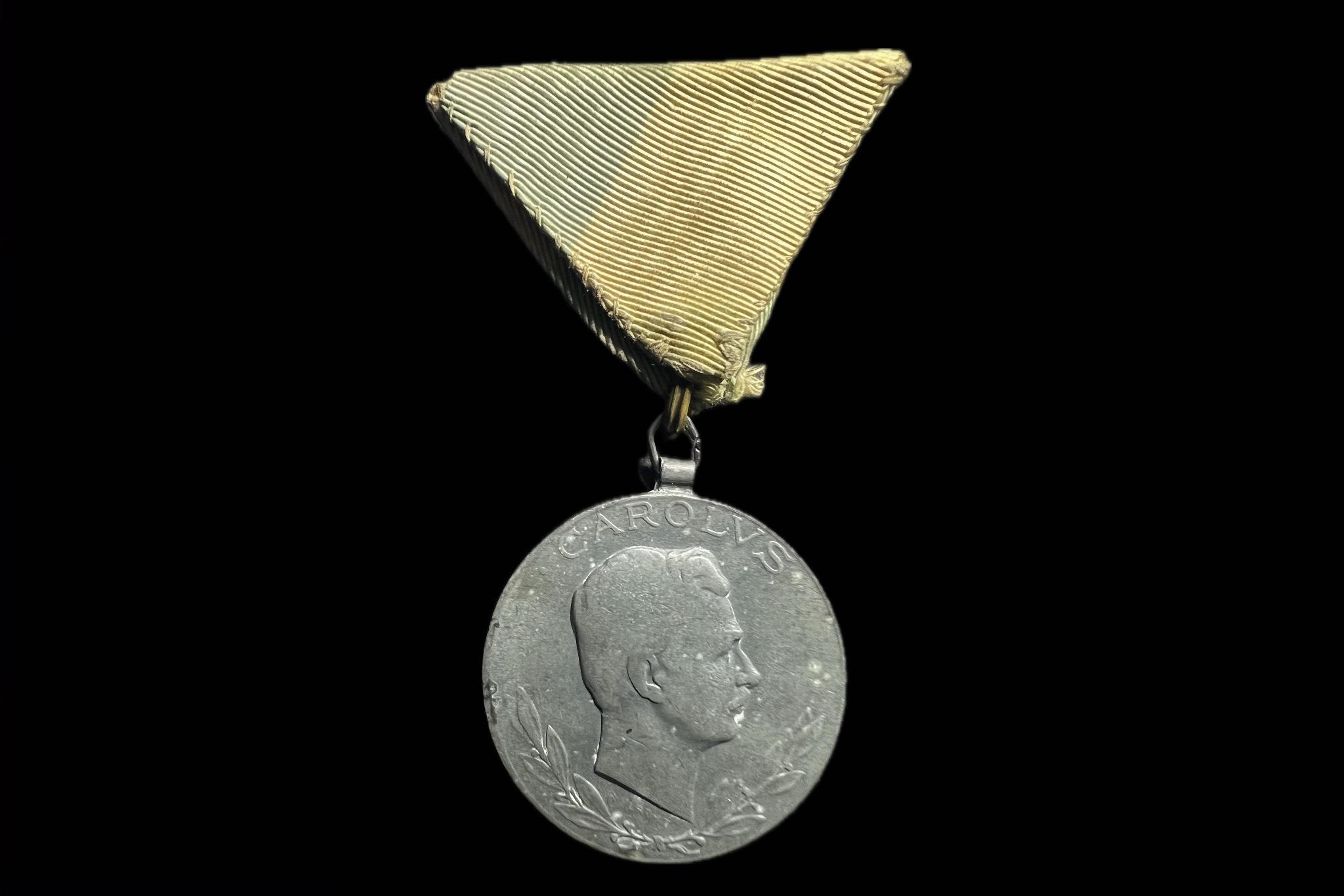 IV.Károly Laeso Militi Sebesülési Érdemérem kitüntetés 