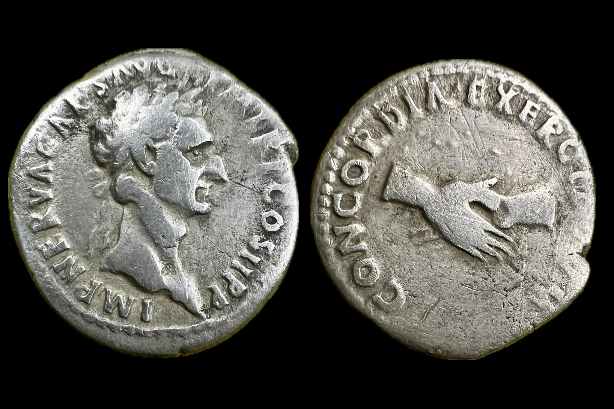 Nerva dénár (i.sz.96) IMP NERVA CAES AVG P M TR P COS II P P  CONCORDIA EXERCITVVM RIC2 