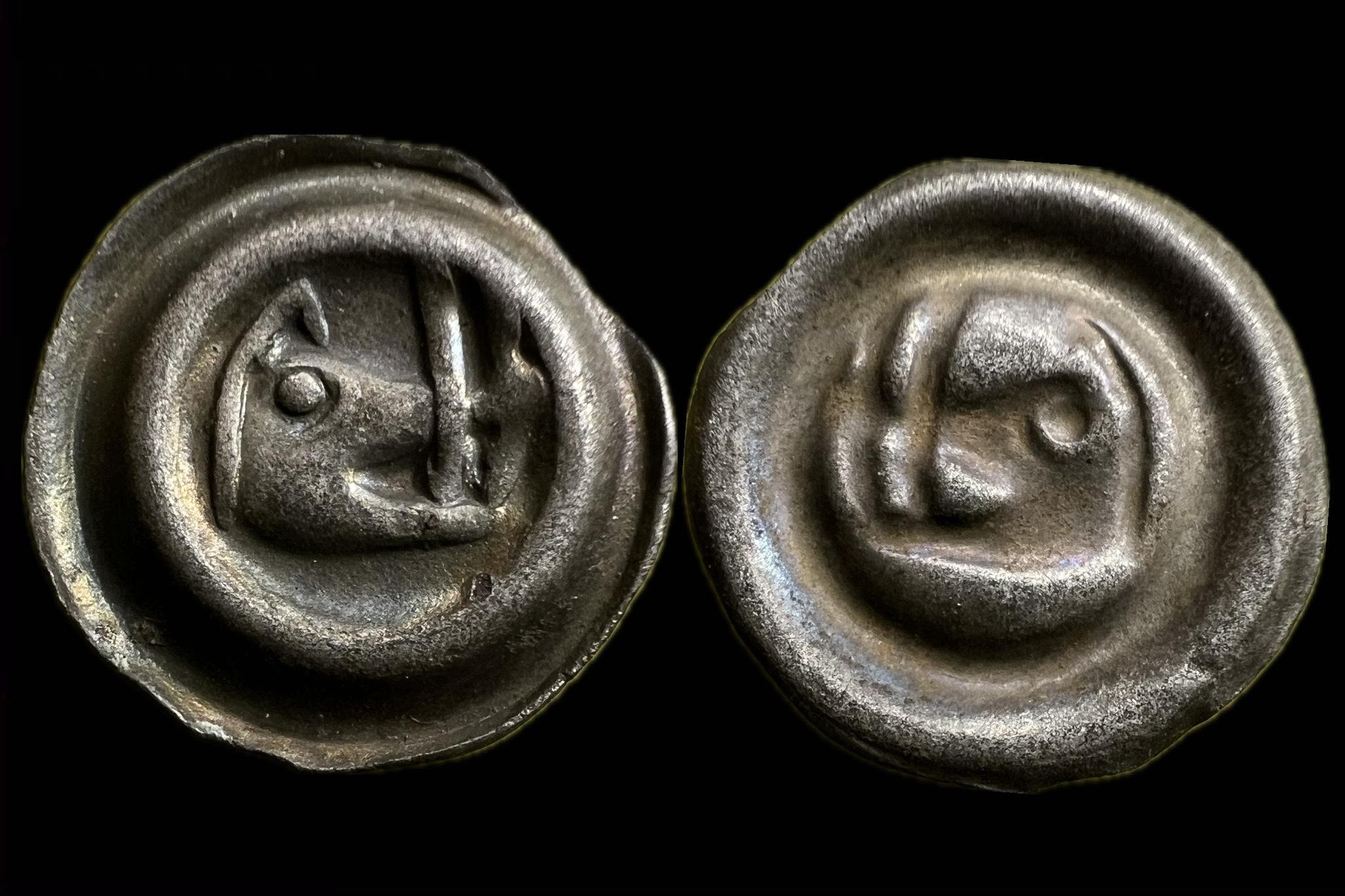 Brakteata Schlesien-Schweidnitz Stadt (Habsburg-házhoz köthető 1430 körül) Saurma 212 