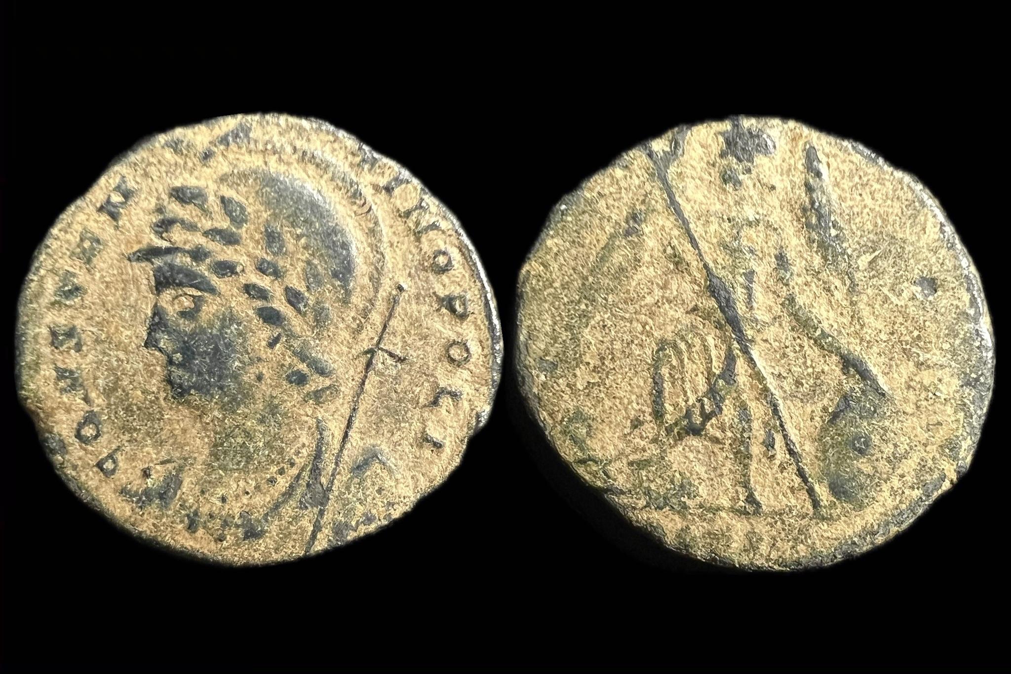 Constantinapolis (i.sz.334-335) AE