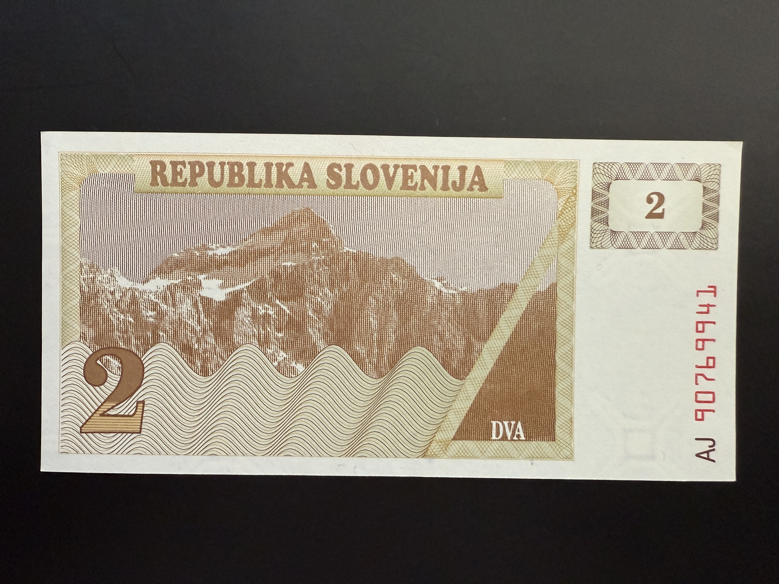 SLOVENIA 2 Tolarja 1990 (P.2) UNC