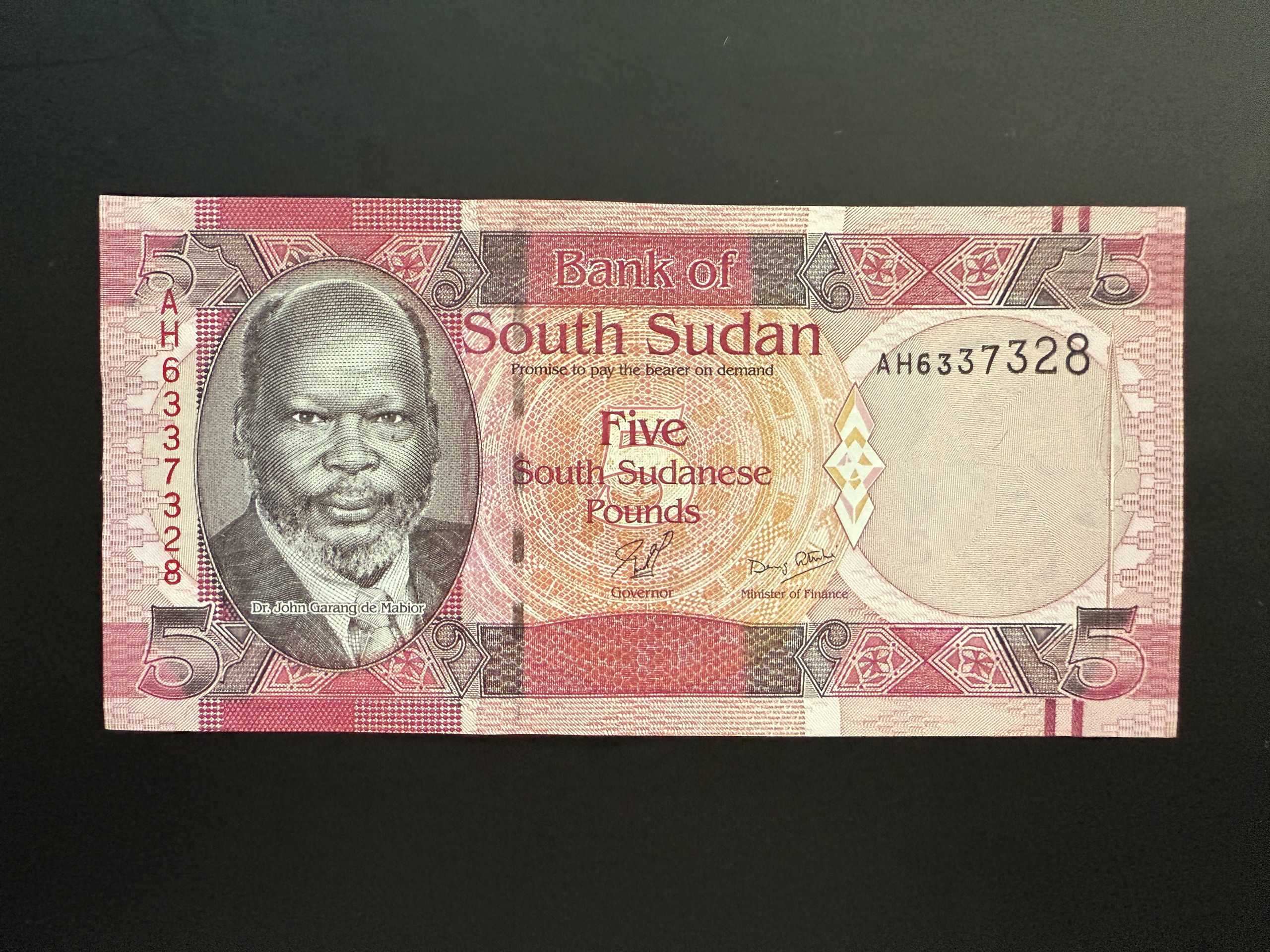 SOUTH SUDAN 5 Pounds ND (2011) (P.6) UNC