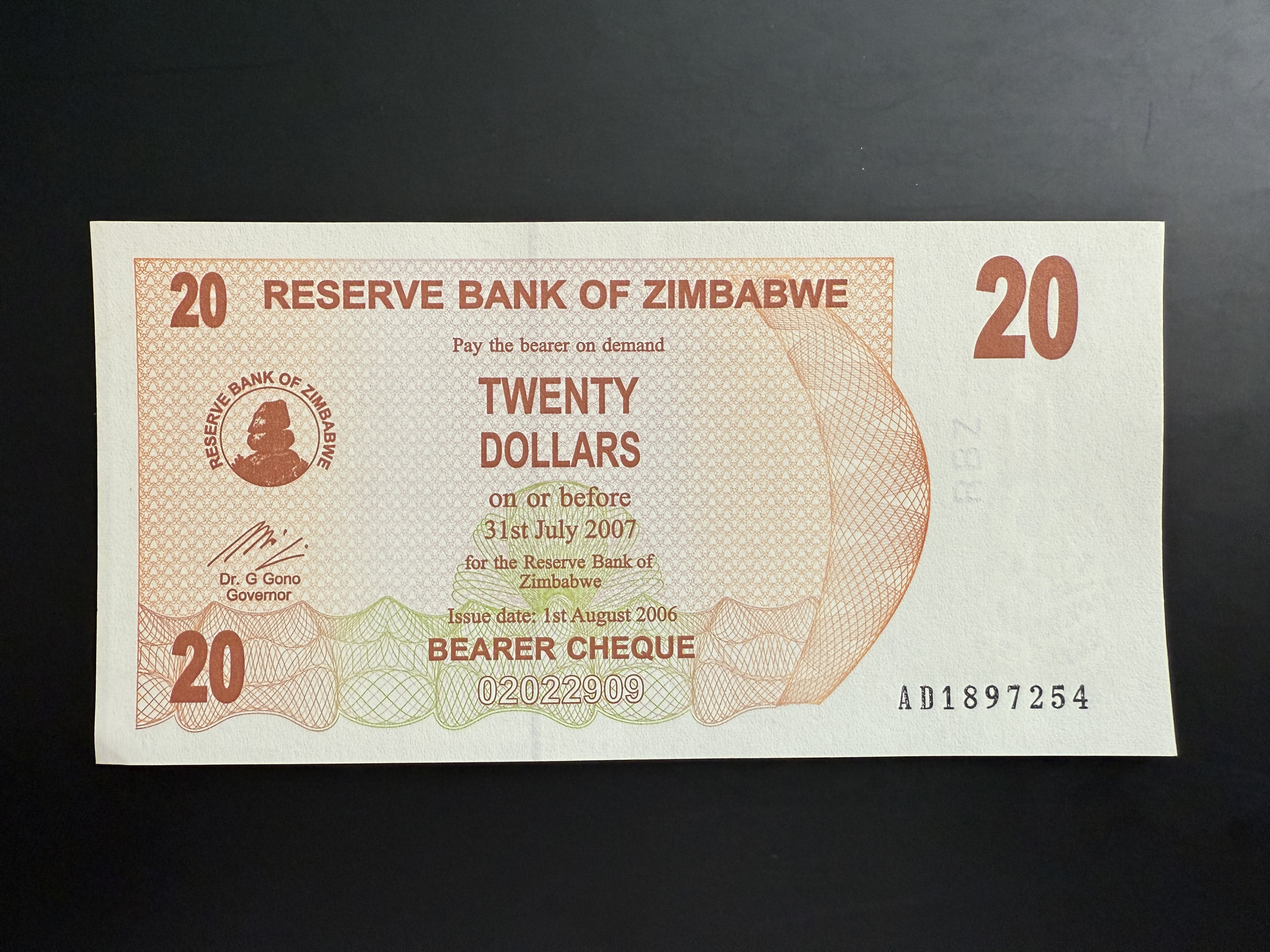 ZIMBABWE 20 Dollars 1.8.2006 (P.40) UNC