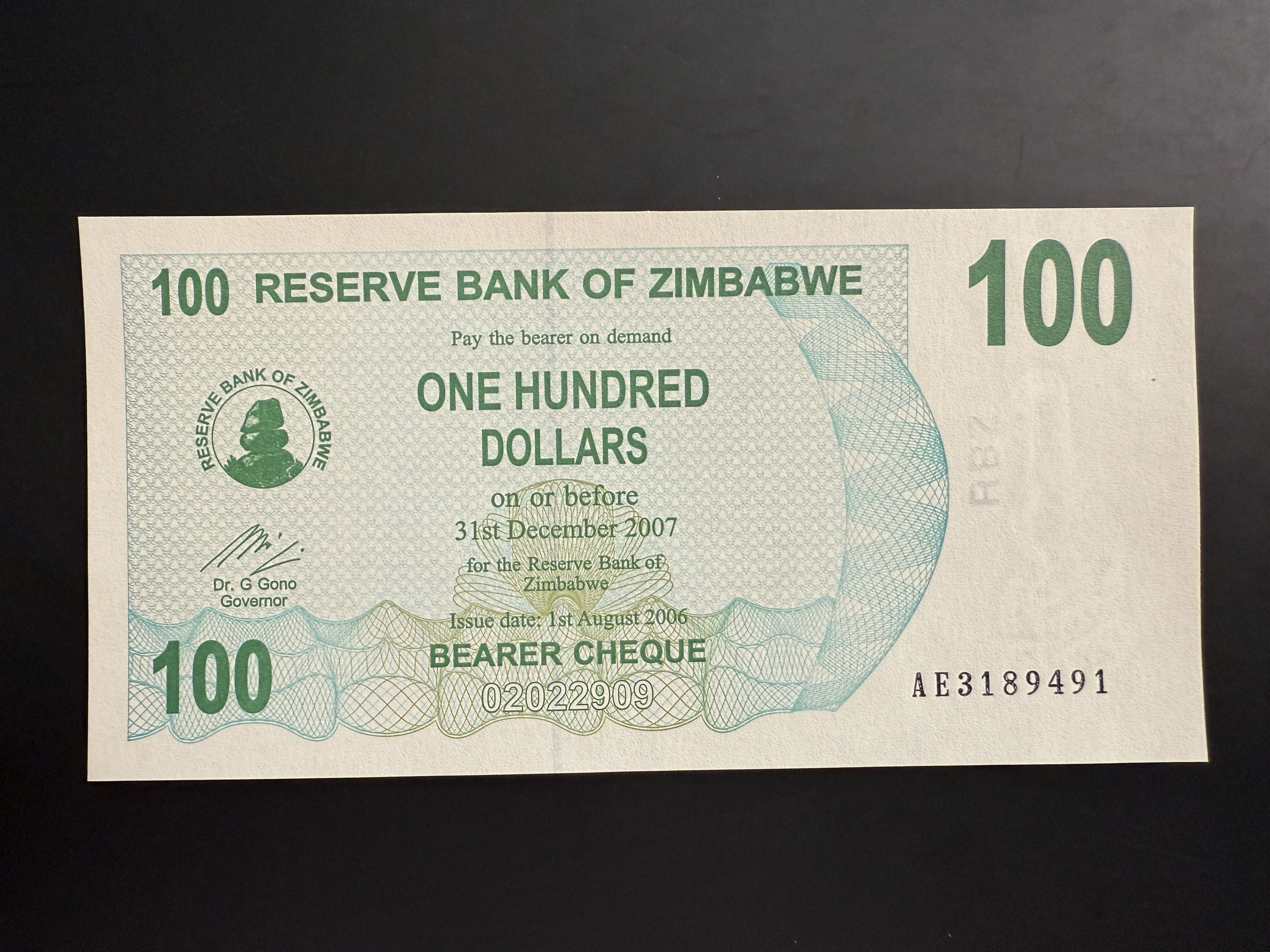 ZIMBABWE 100 Dollars 1.8.2006 (P.42) UNC