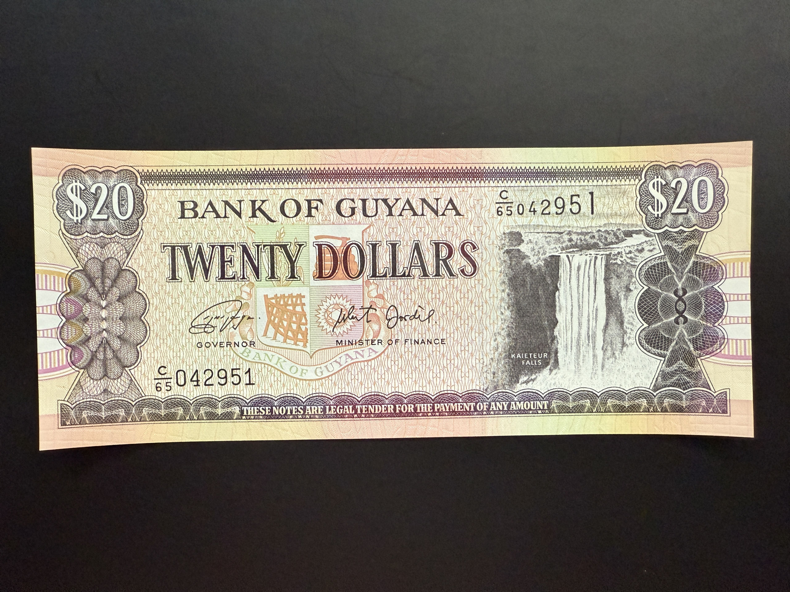 GUYANA 20 Dollars ND (1966-2018) (P.30) UNC
