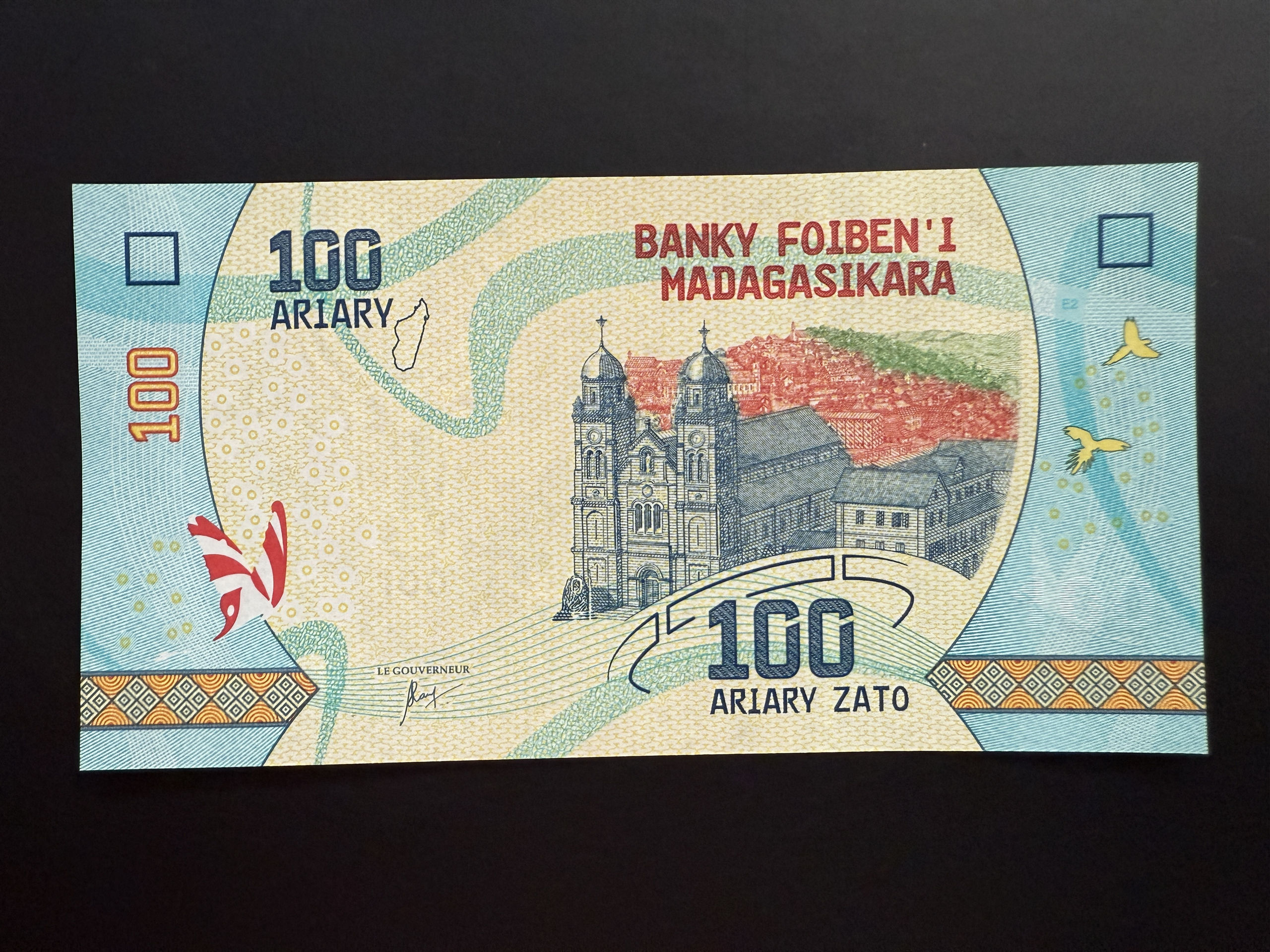 MADAGASCAR 100 Ariary ND (2017) (P.97) UNC