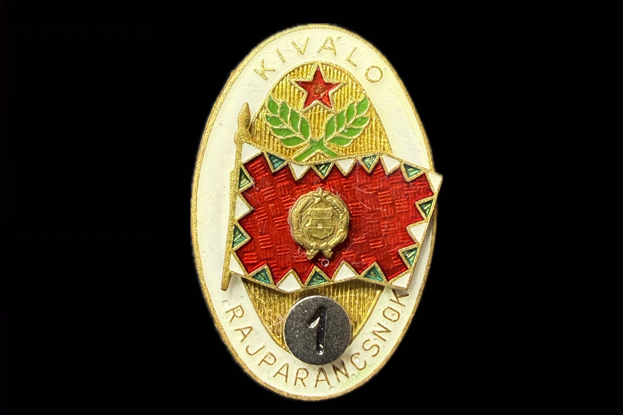 Magyar Néphadsereg Kiváló 1 Rajparancsnok Jelvény