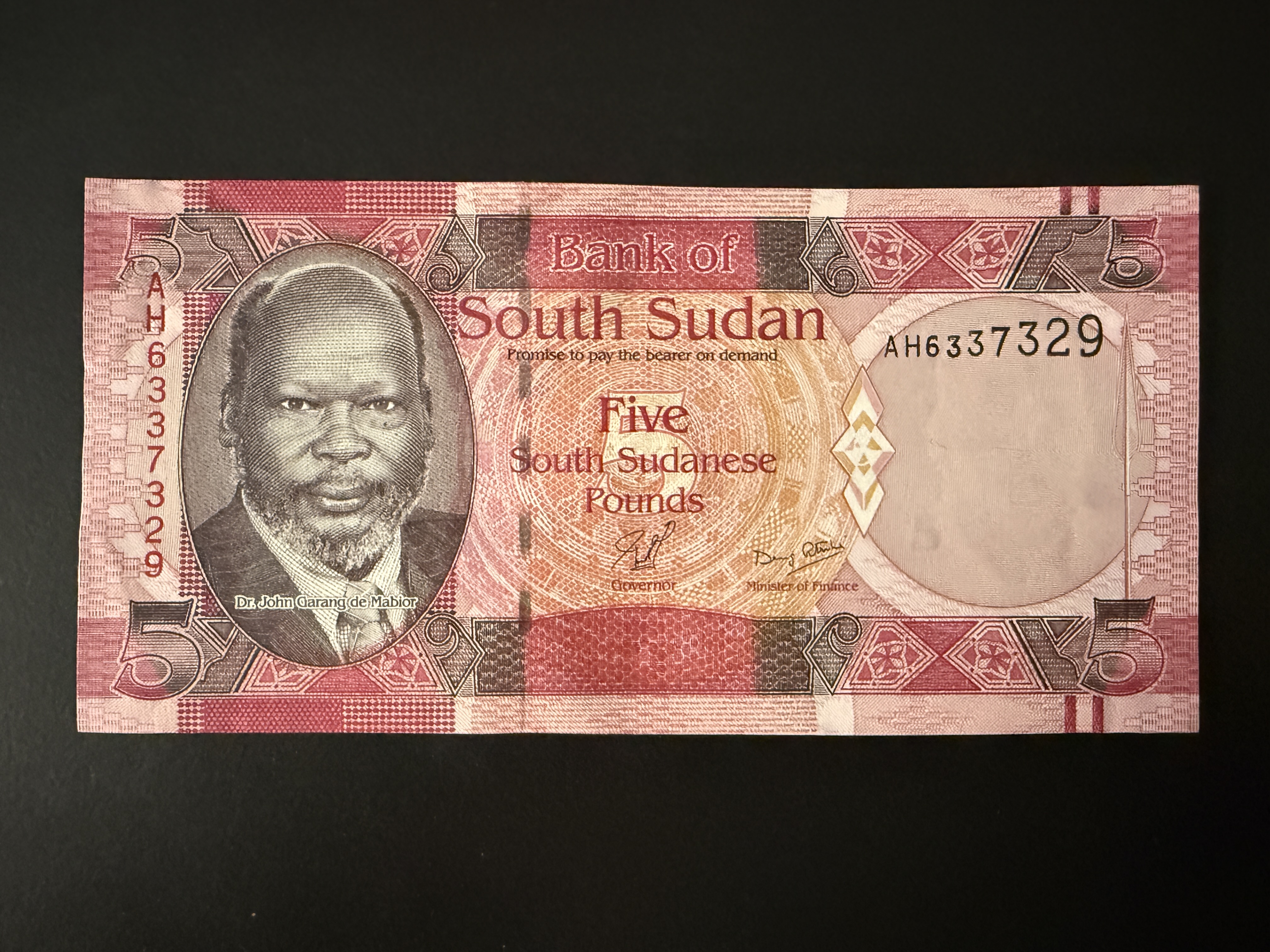 SOUTH SUDAN 5 Pounds ND (2011) (P.6) UNC