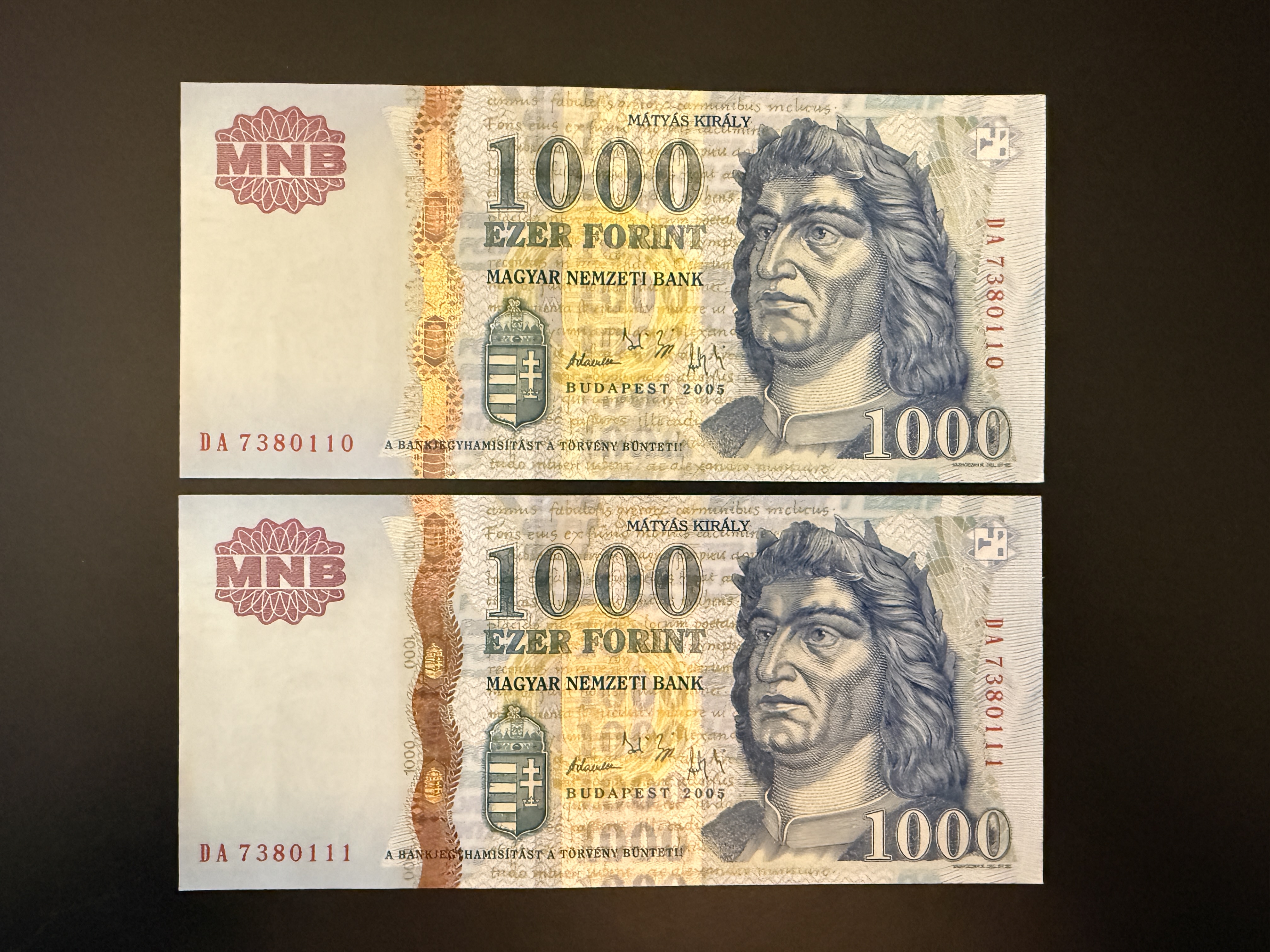 1000 Forint UNC 2005 DA sorszámkövető 2db Adamo F55F