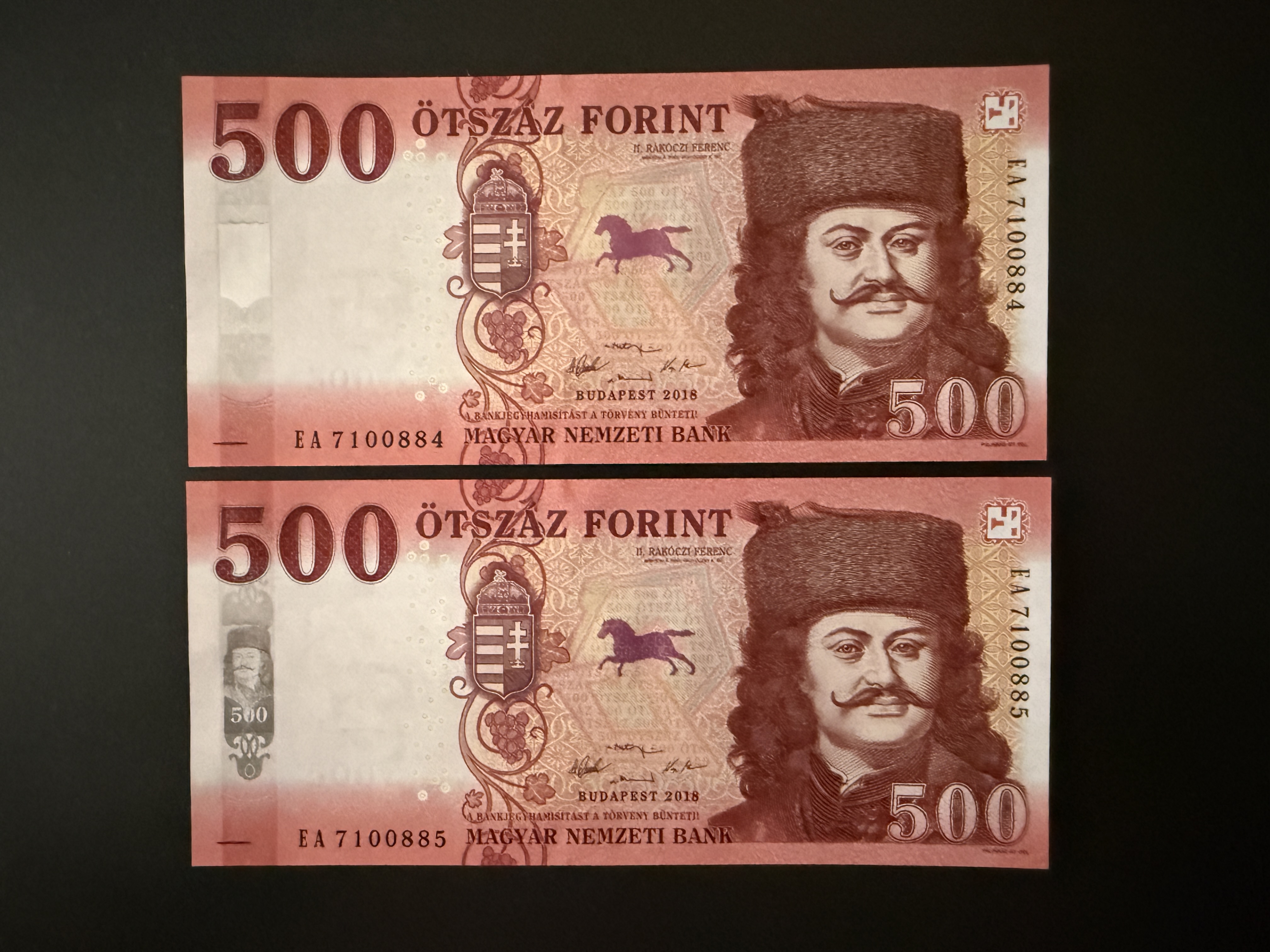 500 Forint UNC 2018 sorszámkövető 2db EA Adamo F60
