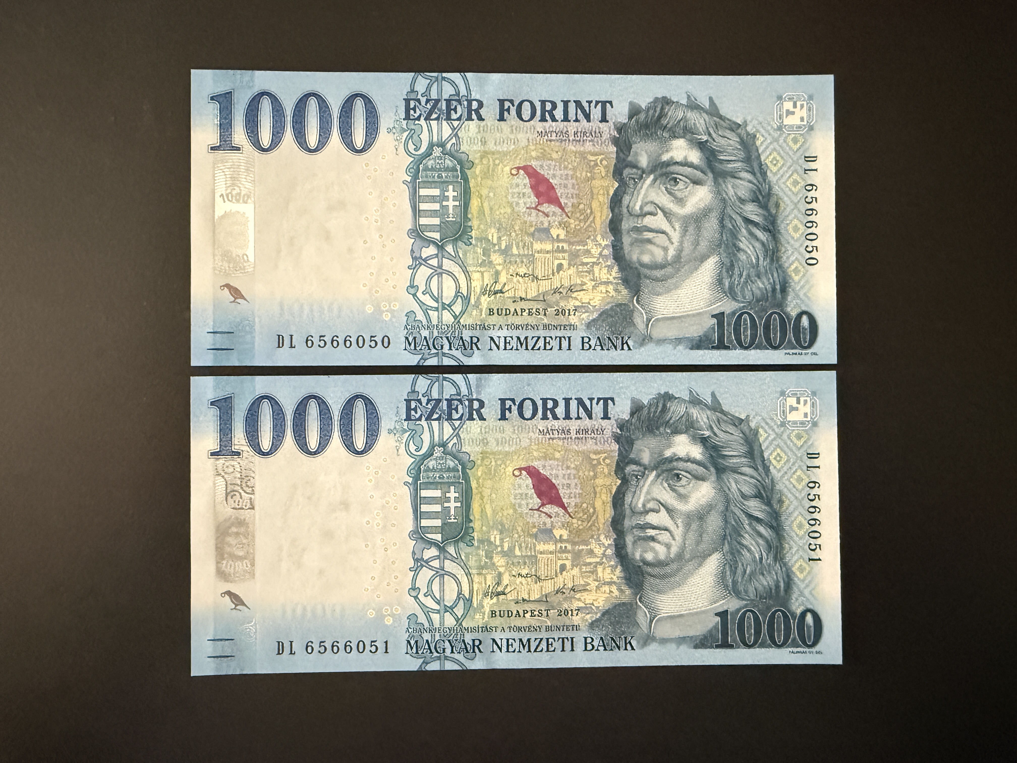 1000 Forint UNC 2017 sorszámkövető 2db DL Adamo F61.10