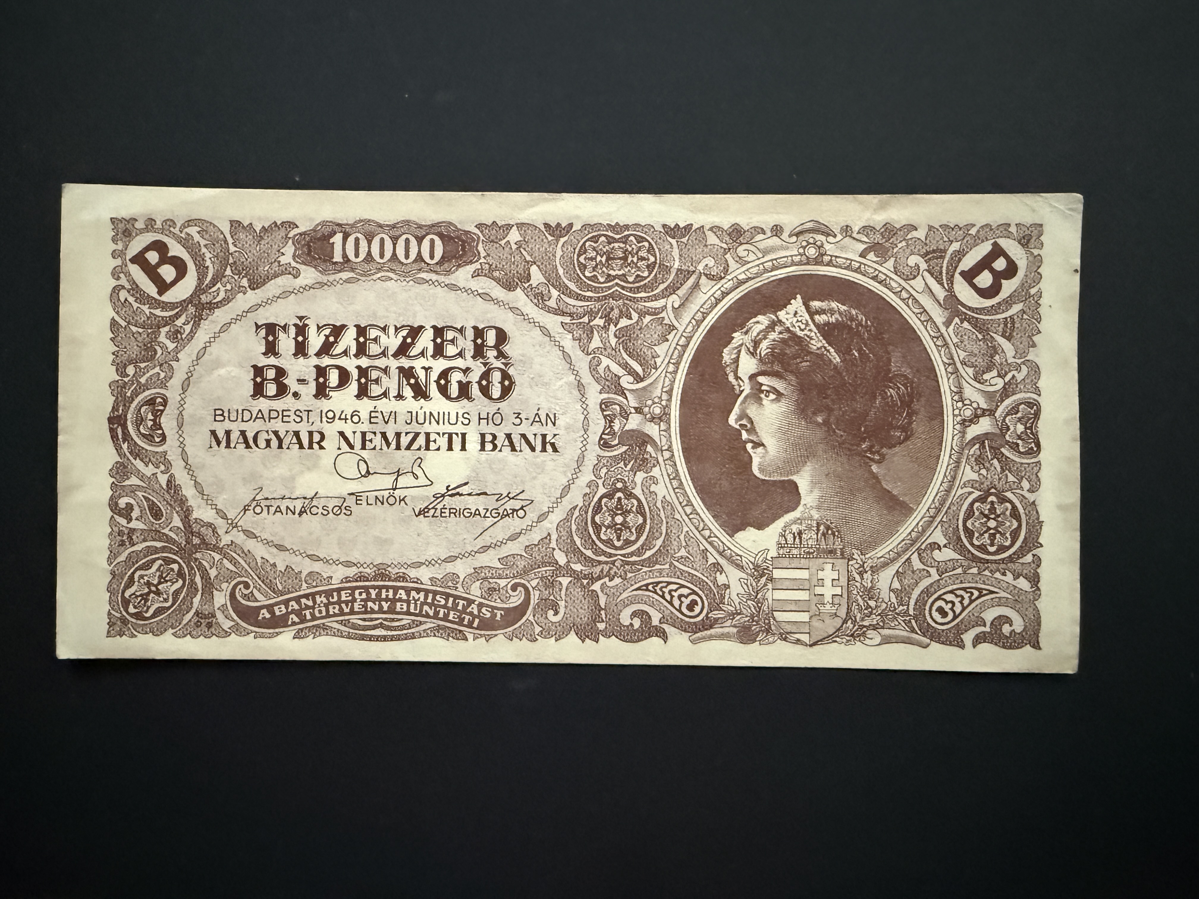 Tízezer B.Pengő (1946) EF Adamo P35