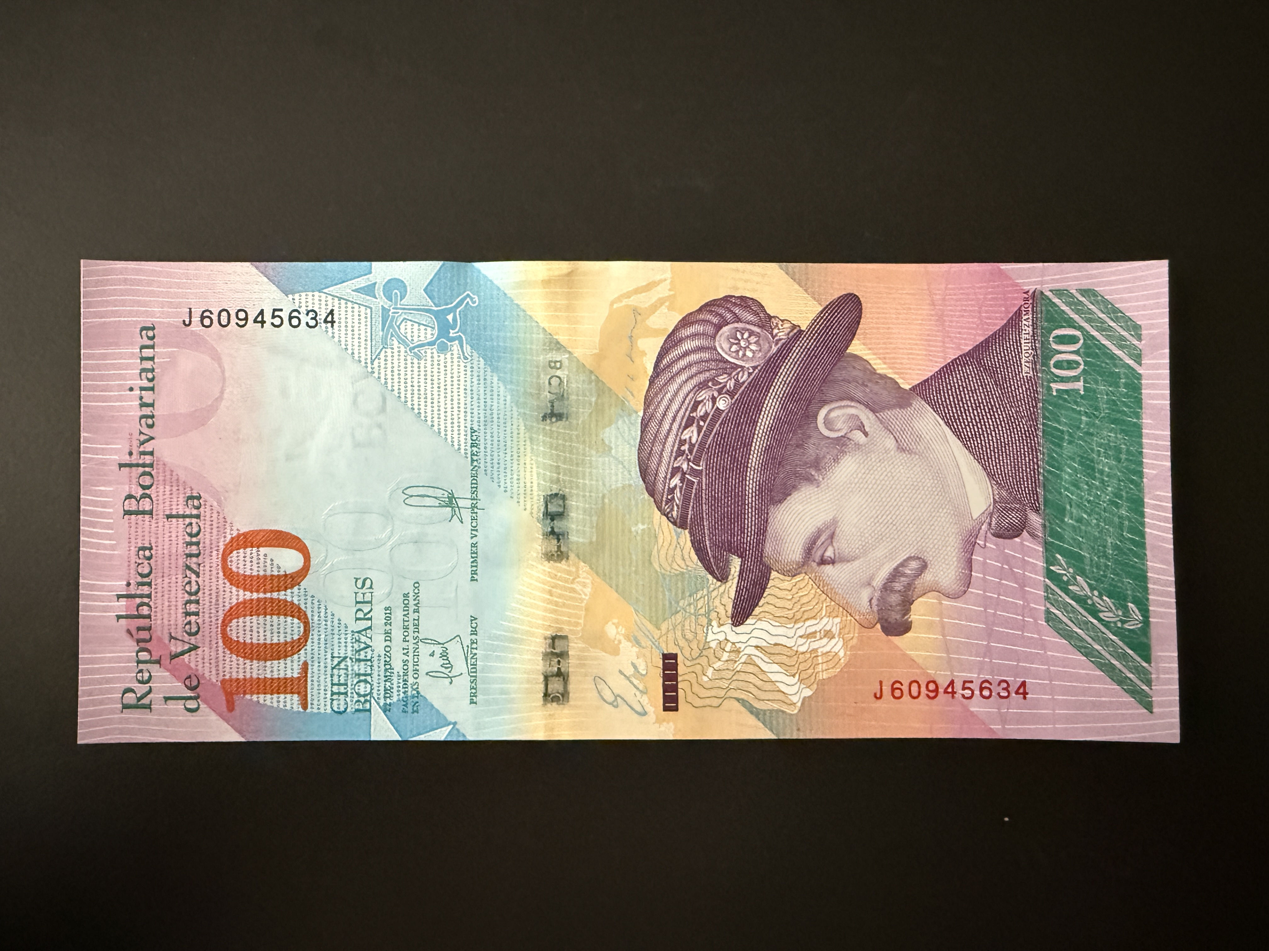 VENEZUELA 100 Bolivares 22.3.2018 (P.106) UNC