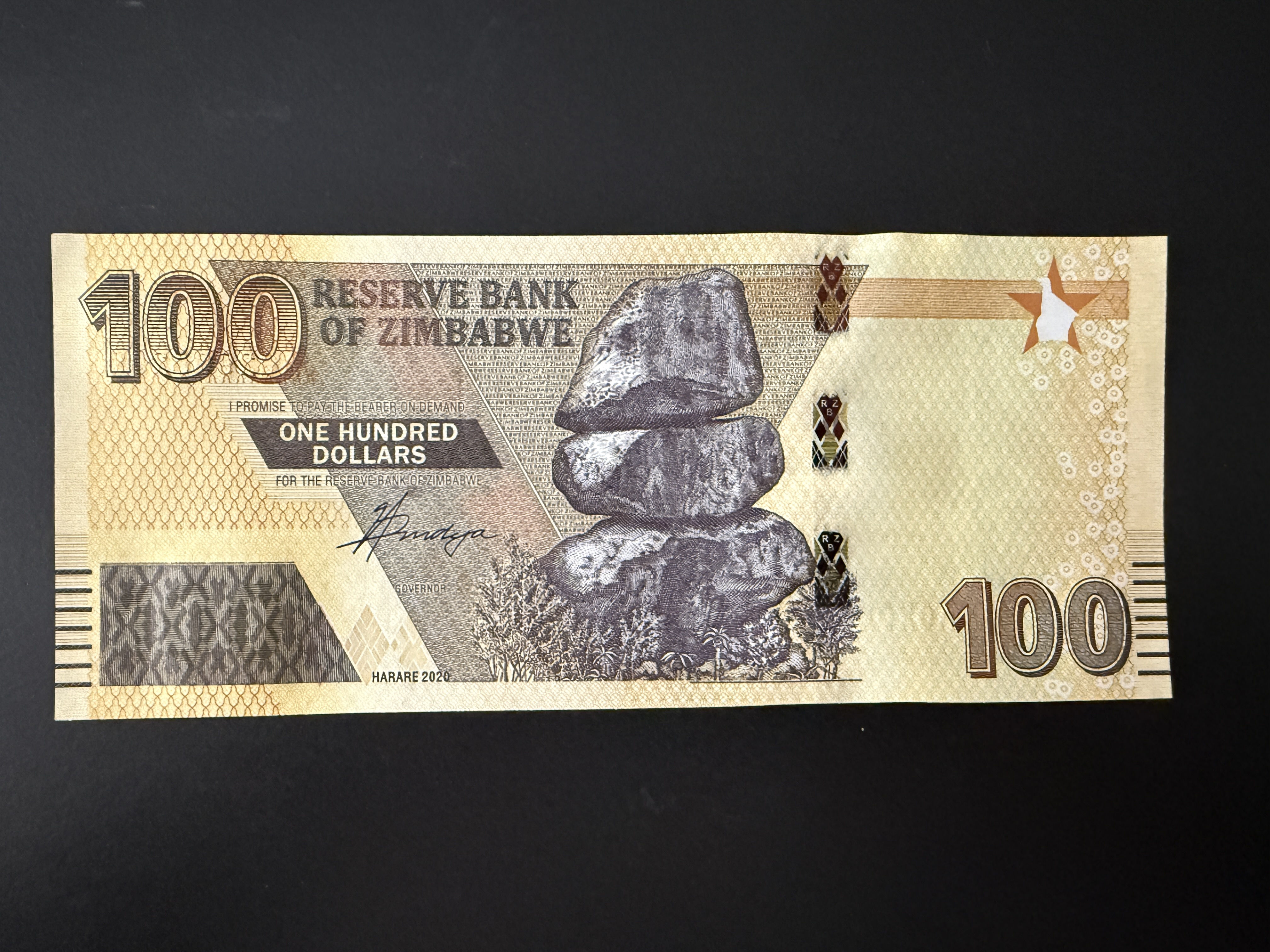 ZIMBABWE 100 Dollars 2020 (2020-2023) (P.106) UNC