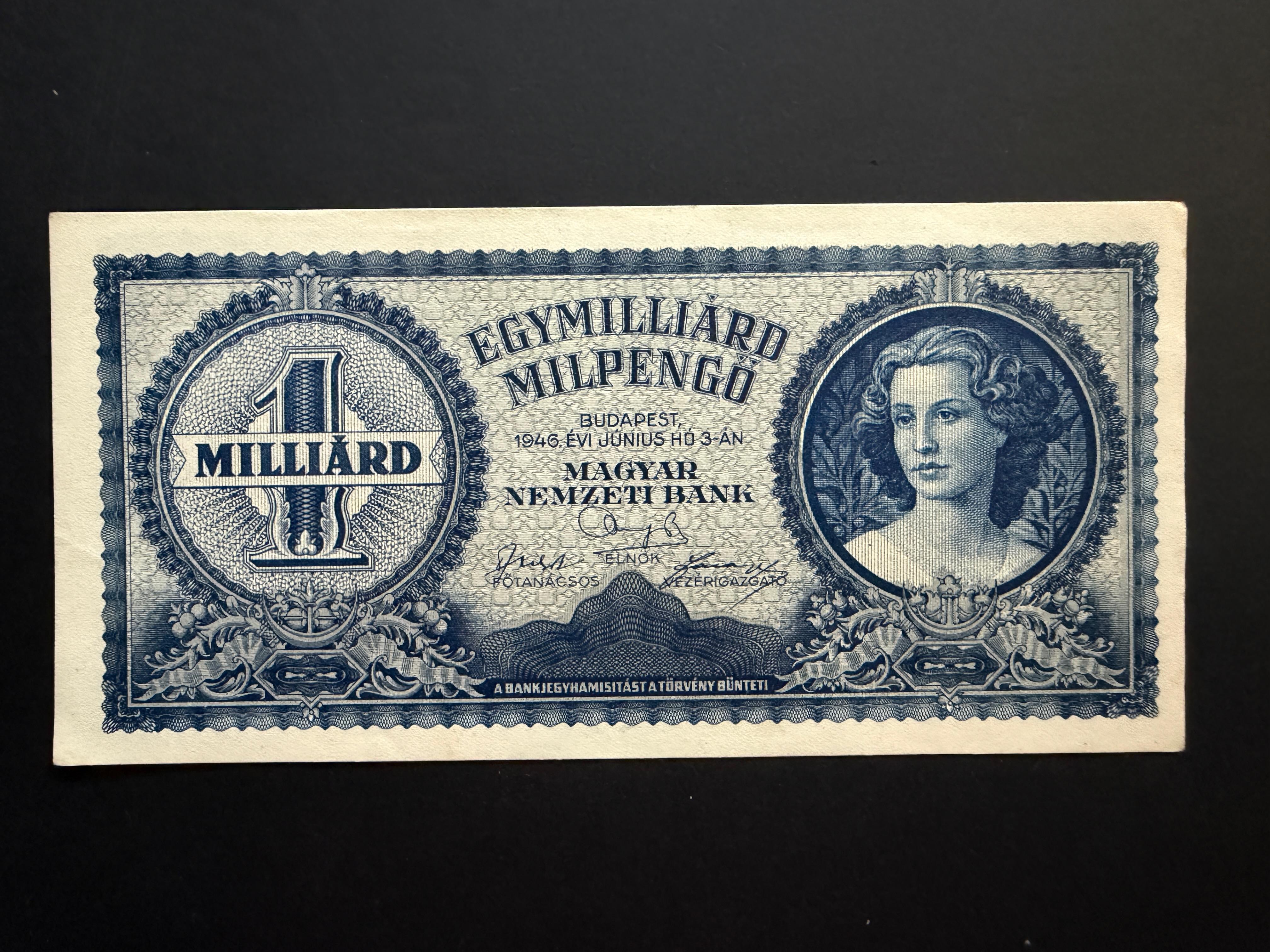 Egymilliárd Milpengő (1946) Adamo P34 aUNC