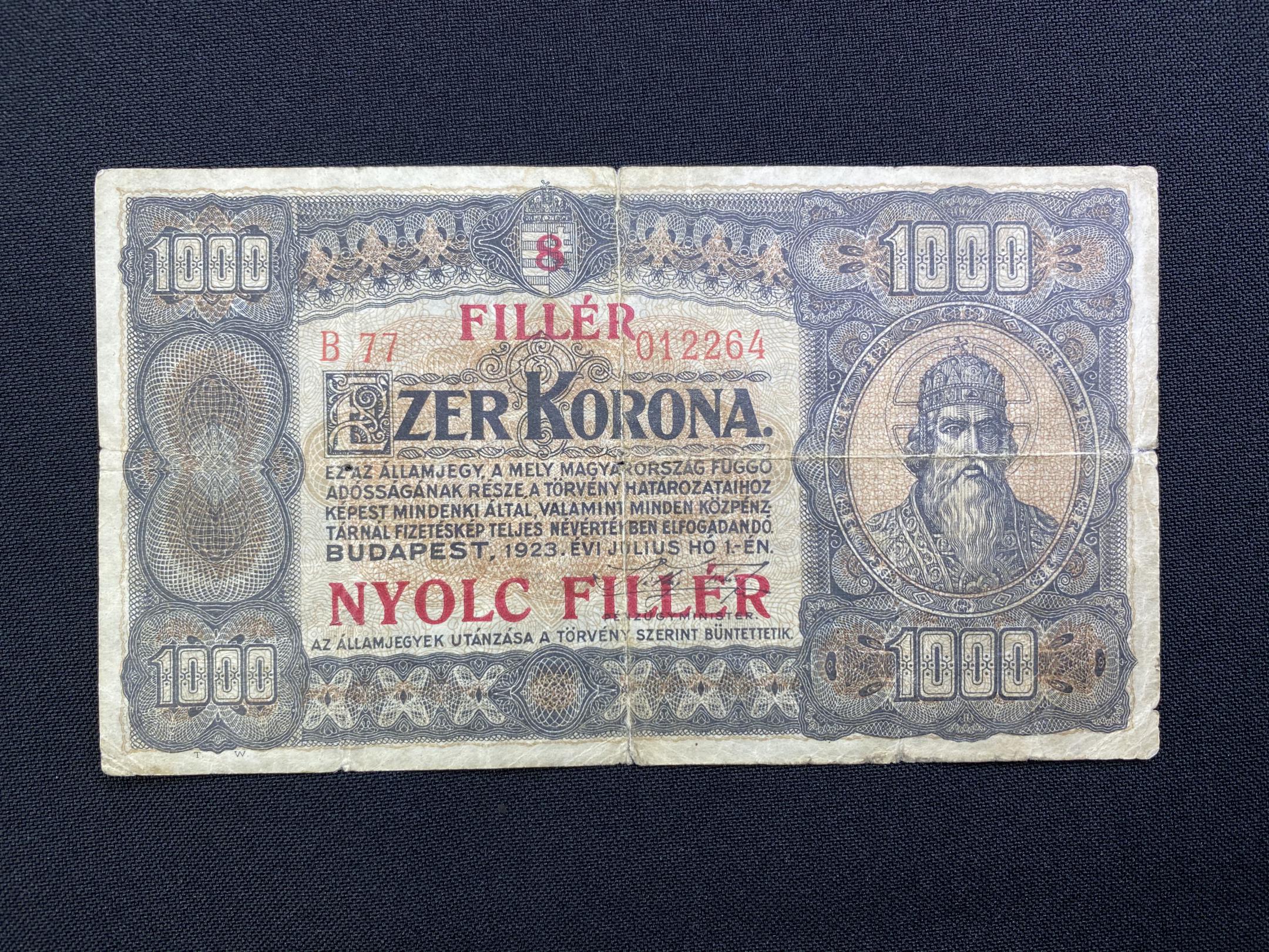 1000 Korona 1923B felülbélyegzés 8 fillér Adamo K37B F
