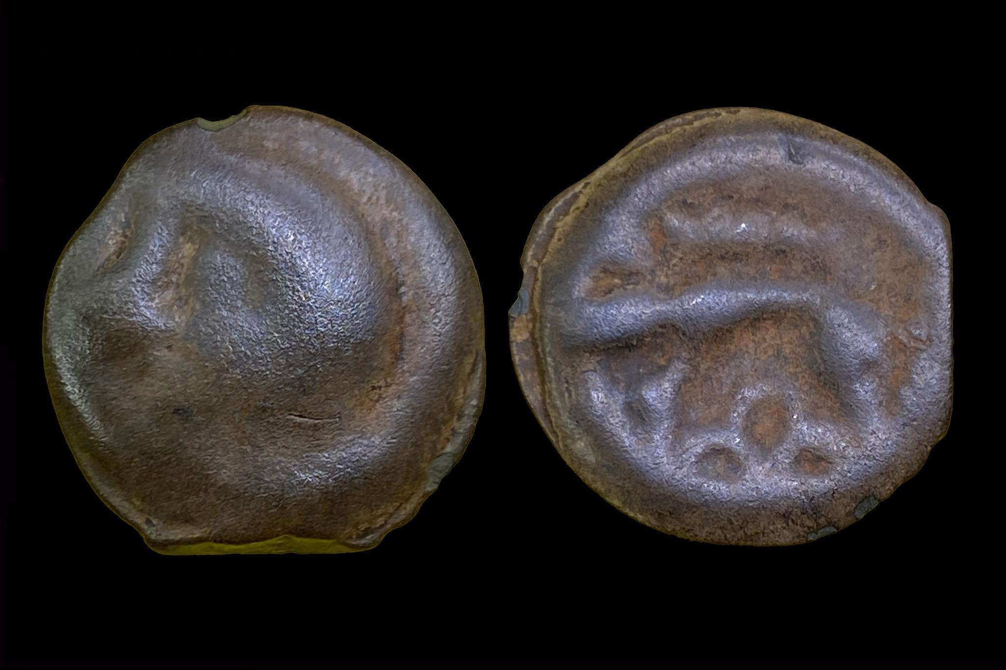 Kelta Gall-Belga Leuci típus (i.e. 70-50) potin BMC Celtic III.430 Pedigre R. Chevallier (1922-2015) gyűjteménye