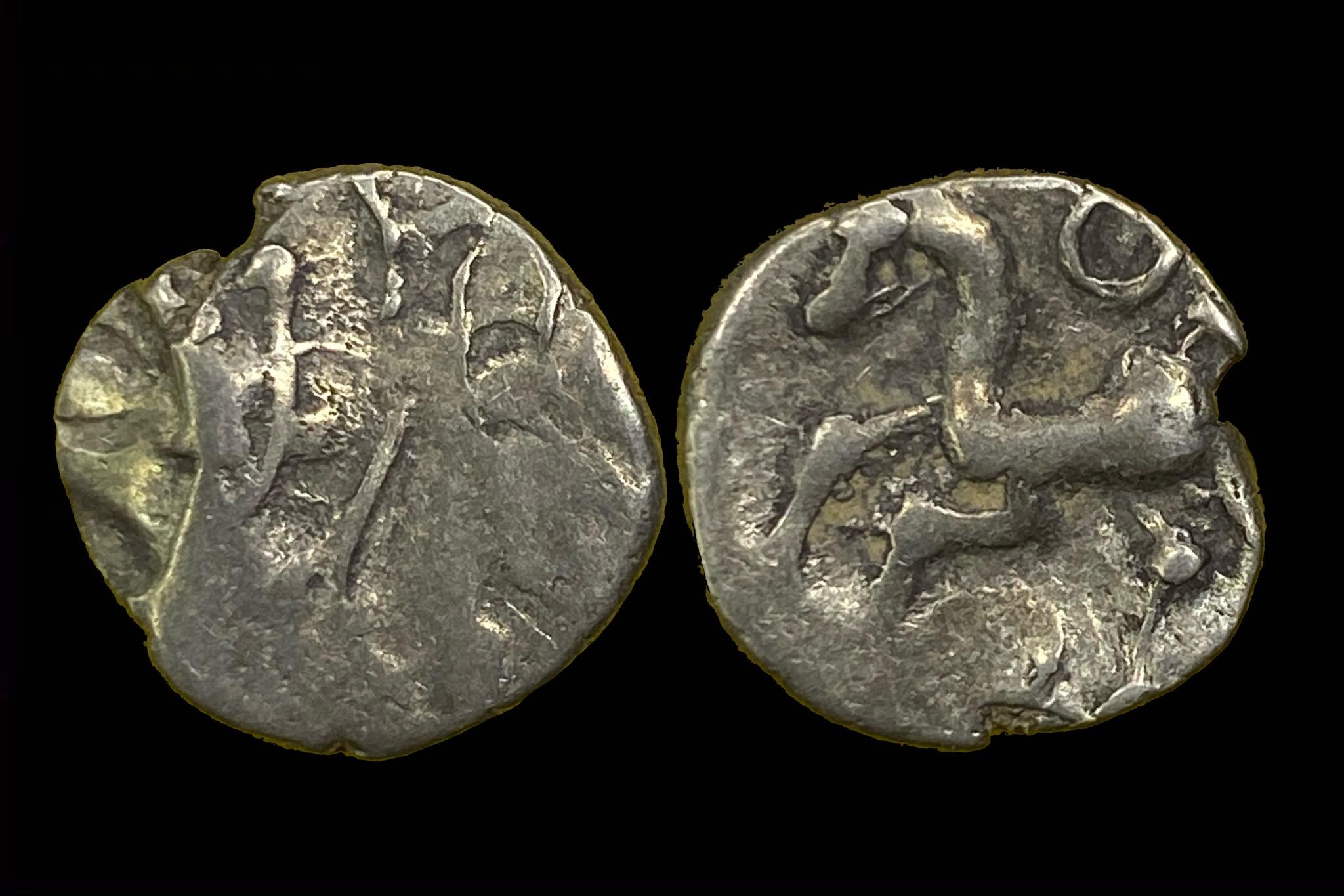 Aedui Kelta (i.sz.80-50) Quinarius (féldénár) D&T 3189; SLM 556.