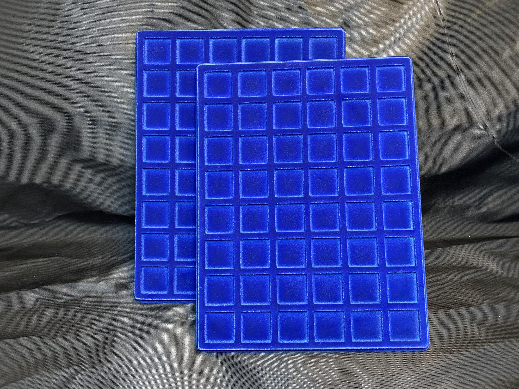 48 fészkes 31x31mm (kék) 310x240mm ÚJ 2db 