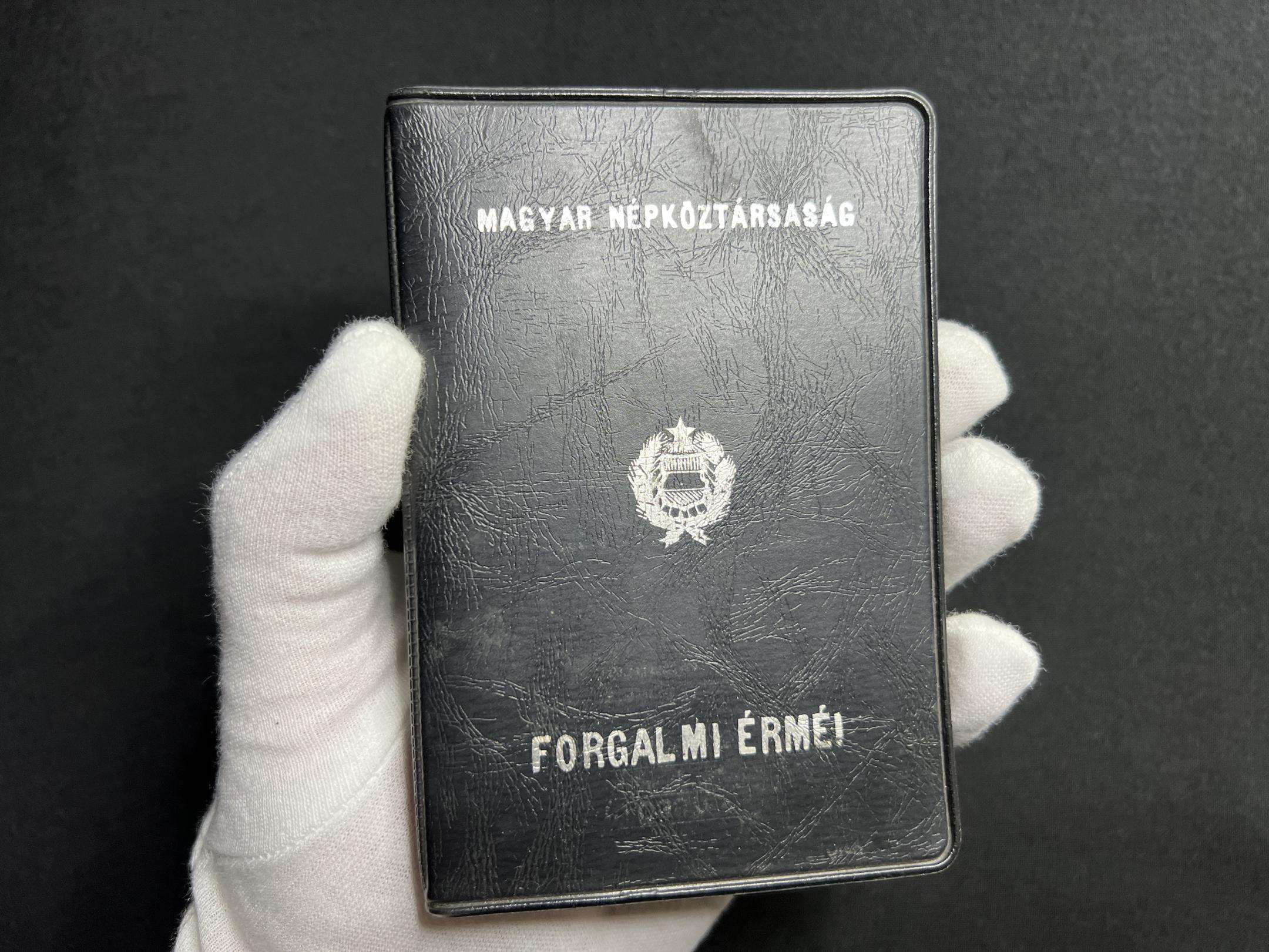Magyar Népköztársaság Forgalmi érméi dísztokban (1973)