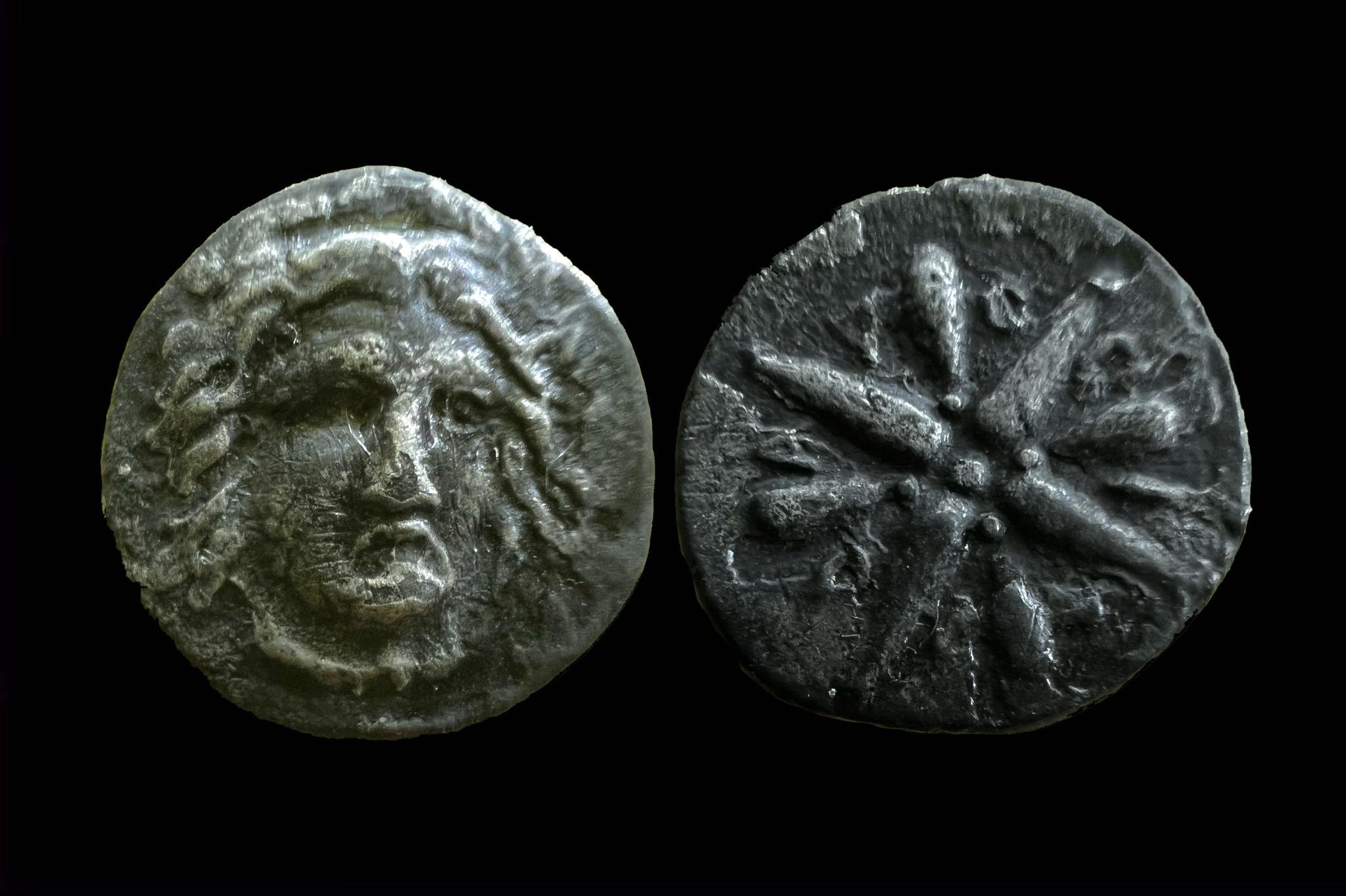 Caria szatrapa Pixodaros (i.e.340-334) Apolló fejes Quarter drachma BMC Caria 185