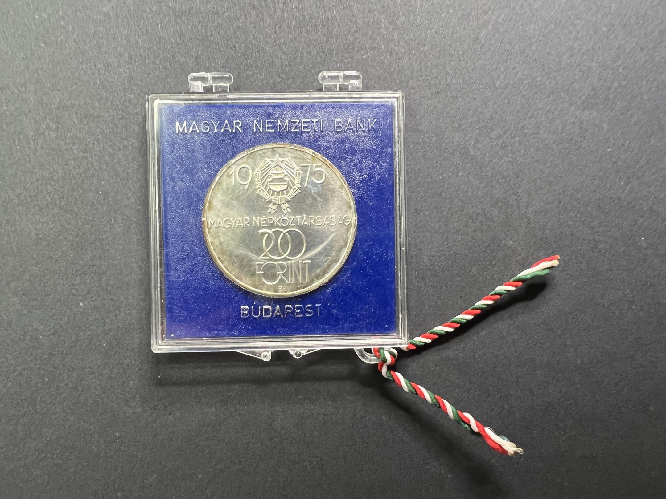 (1975) Magyar Nemzeti Múzeum 200 Forint dísztokban