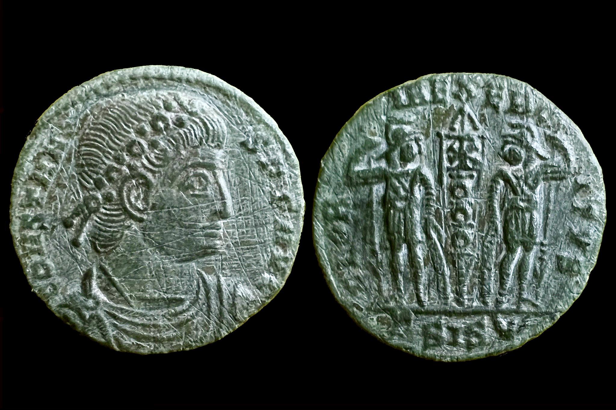 II. Constantine (i.sz.337-340) SIS AE Follis RIC VIII 85