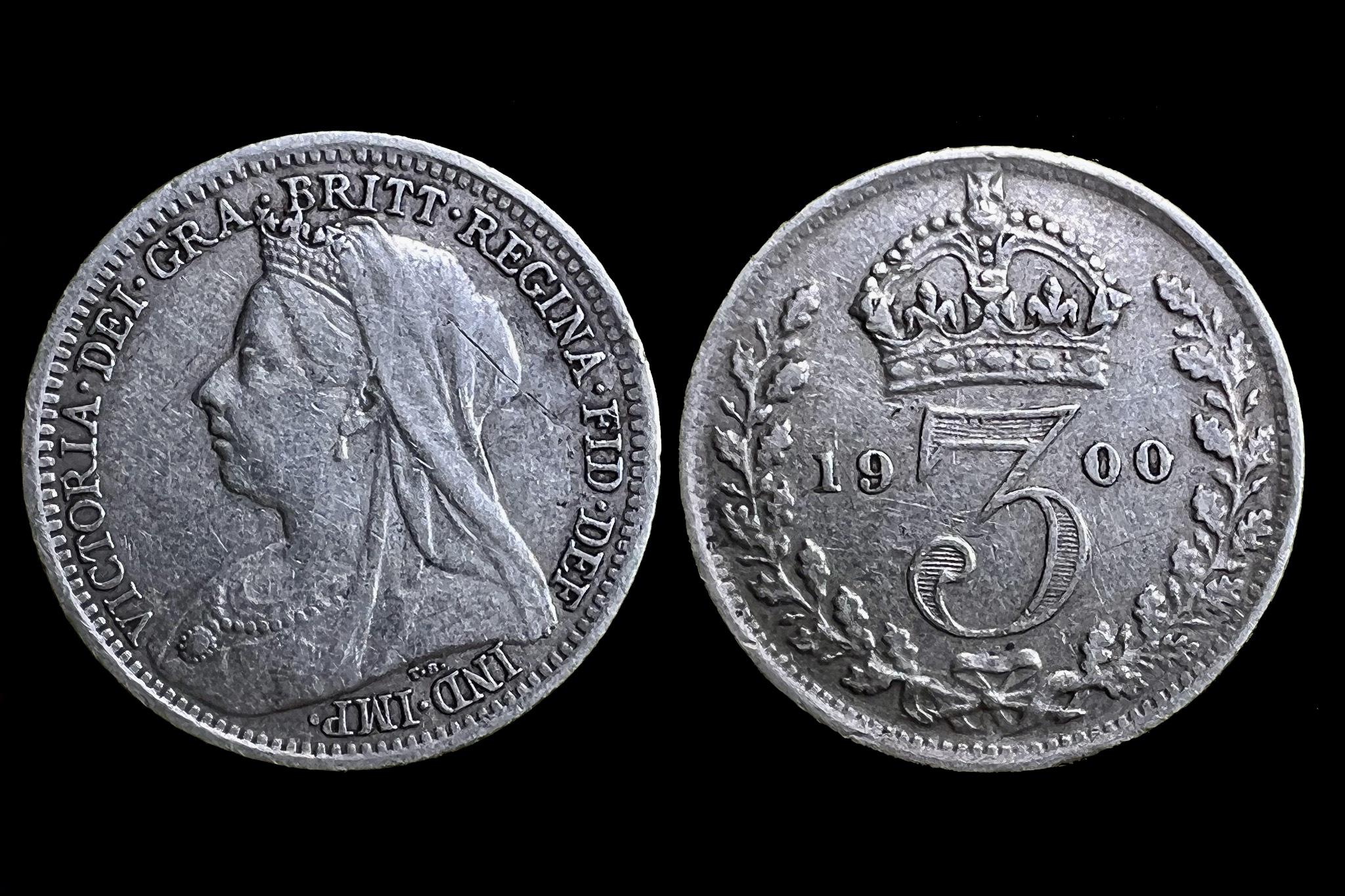 3 Penny Victoria (Anglia 1900) KM777 