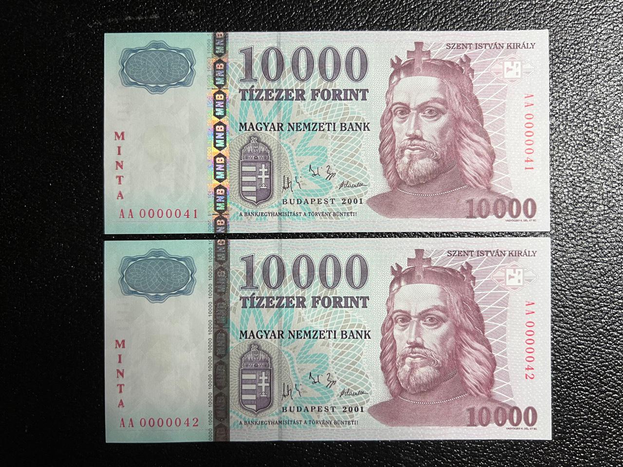 10000 Forint MINTA AA UNC alacsony sorszám 0041 (2001) Adamo F58C 2db sorszámkövető
