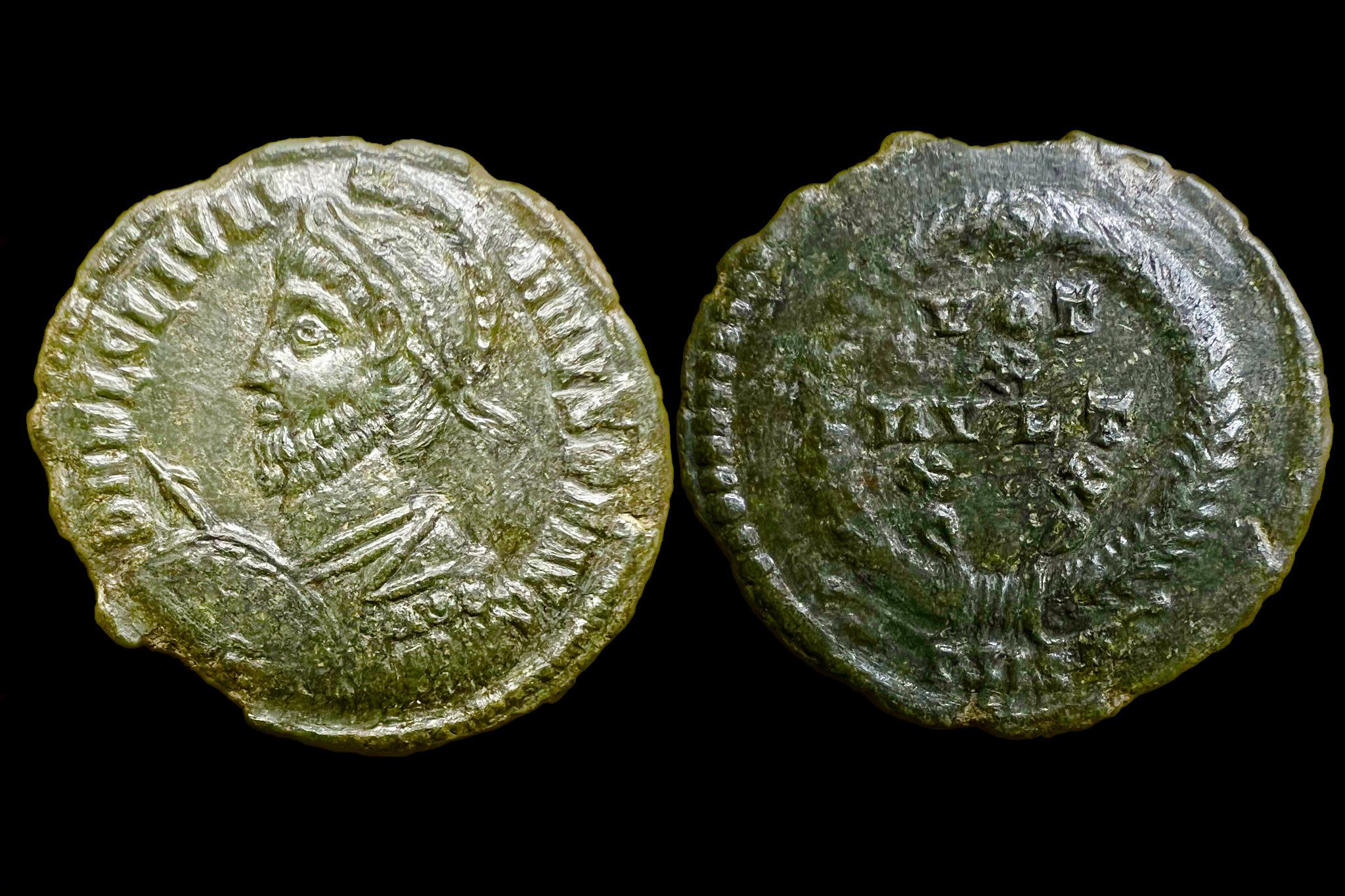 II. Julianus (360361-363) Siscia AE D N FL CL IVLI-ANVS P F AVG VOT  X  MVLT XX RIC415