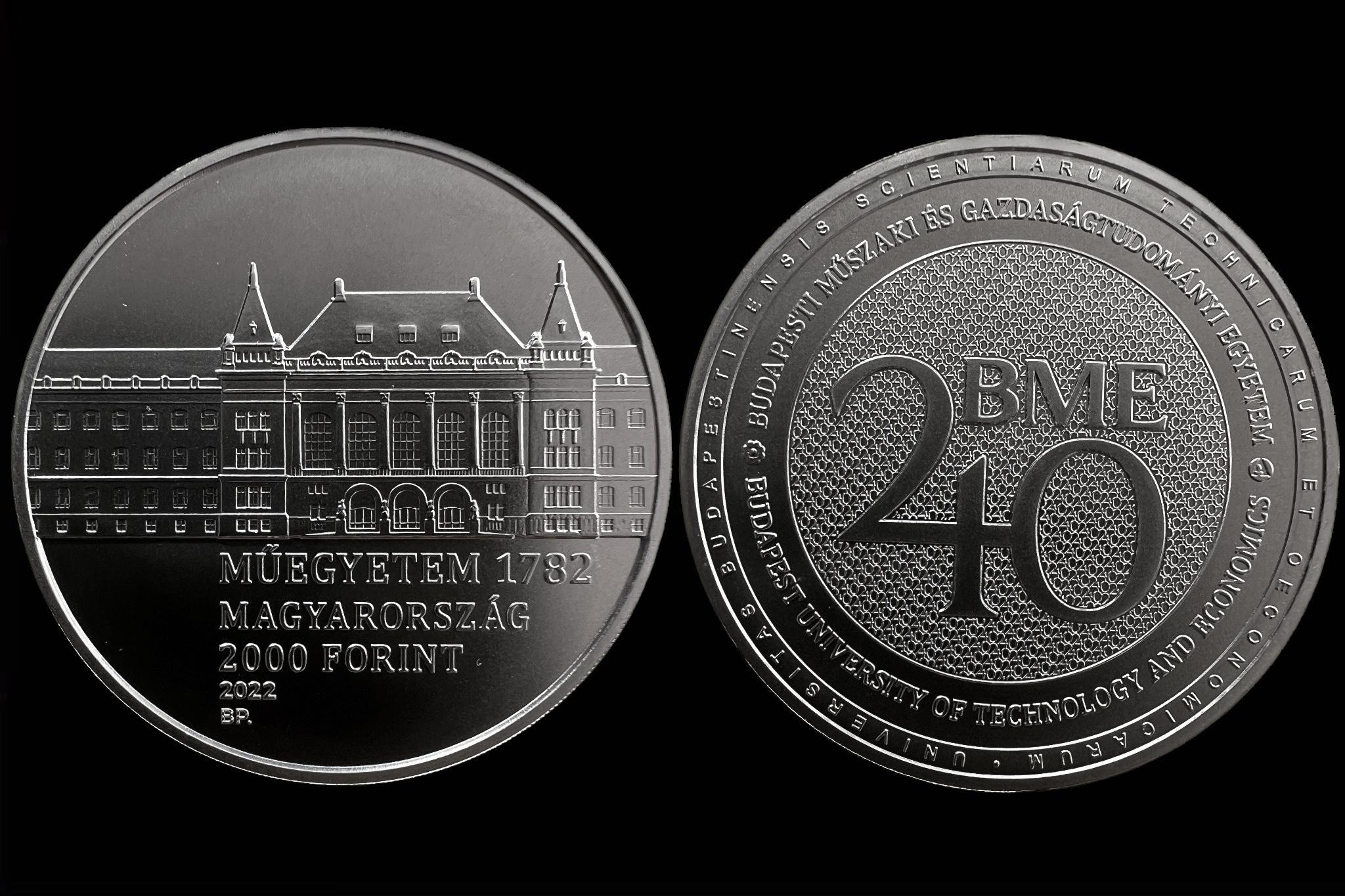 2022. évi Budapesti Műszaki és Gazdaságtudományi Egyetem színesfém emlékérme BU UNC prospektussal