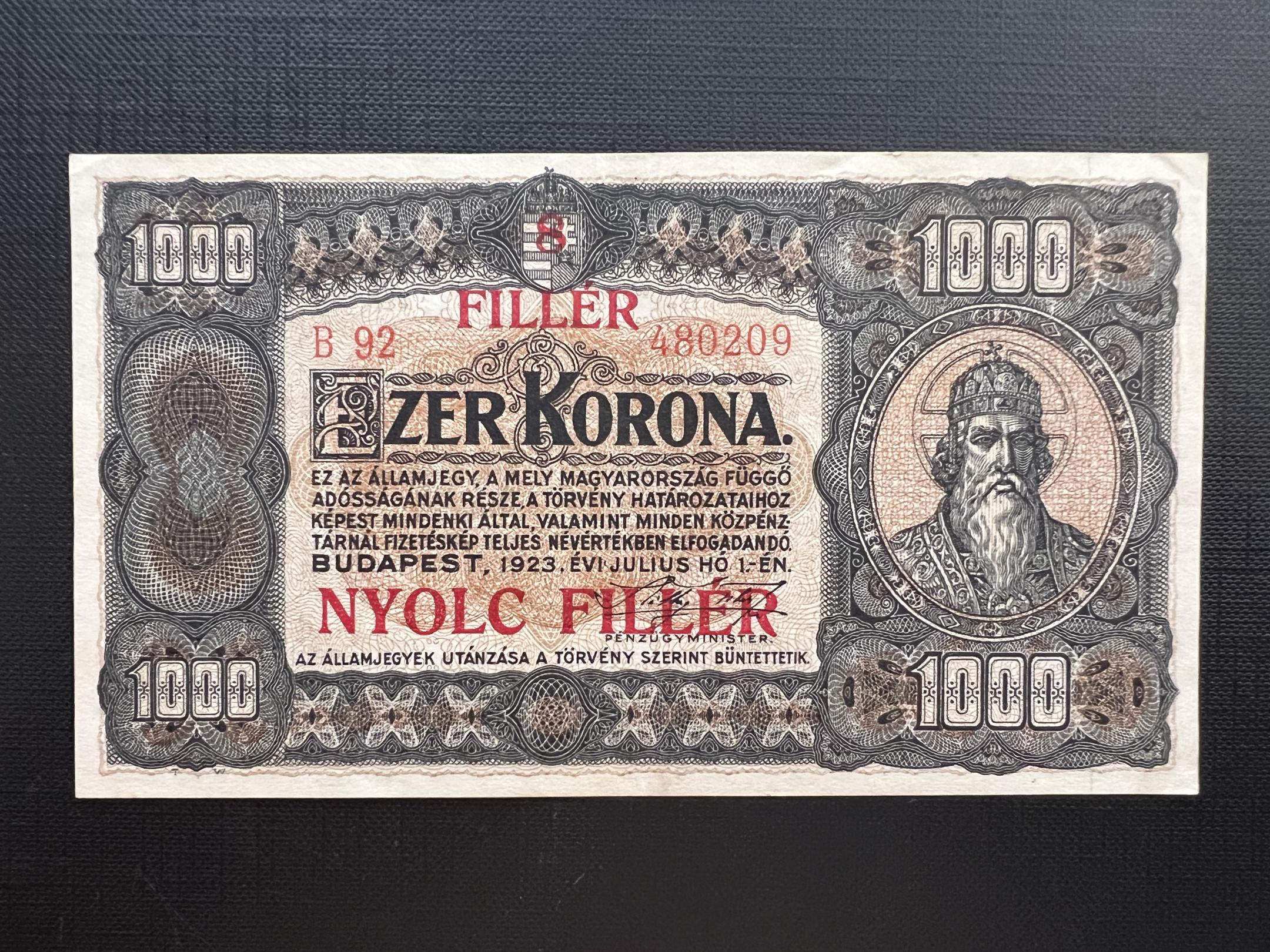 1000 Korona (1923B) felülbélyegzés 8 fillér Adamo K37B aUNC hajtatlan