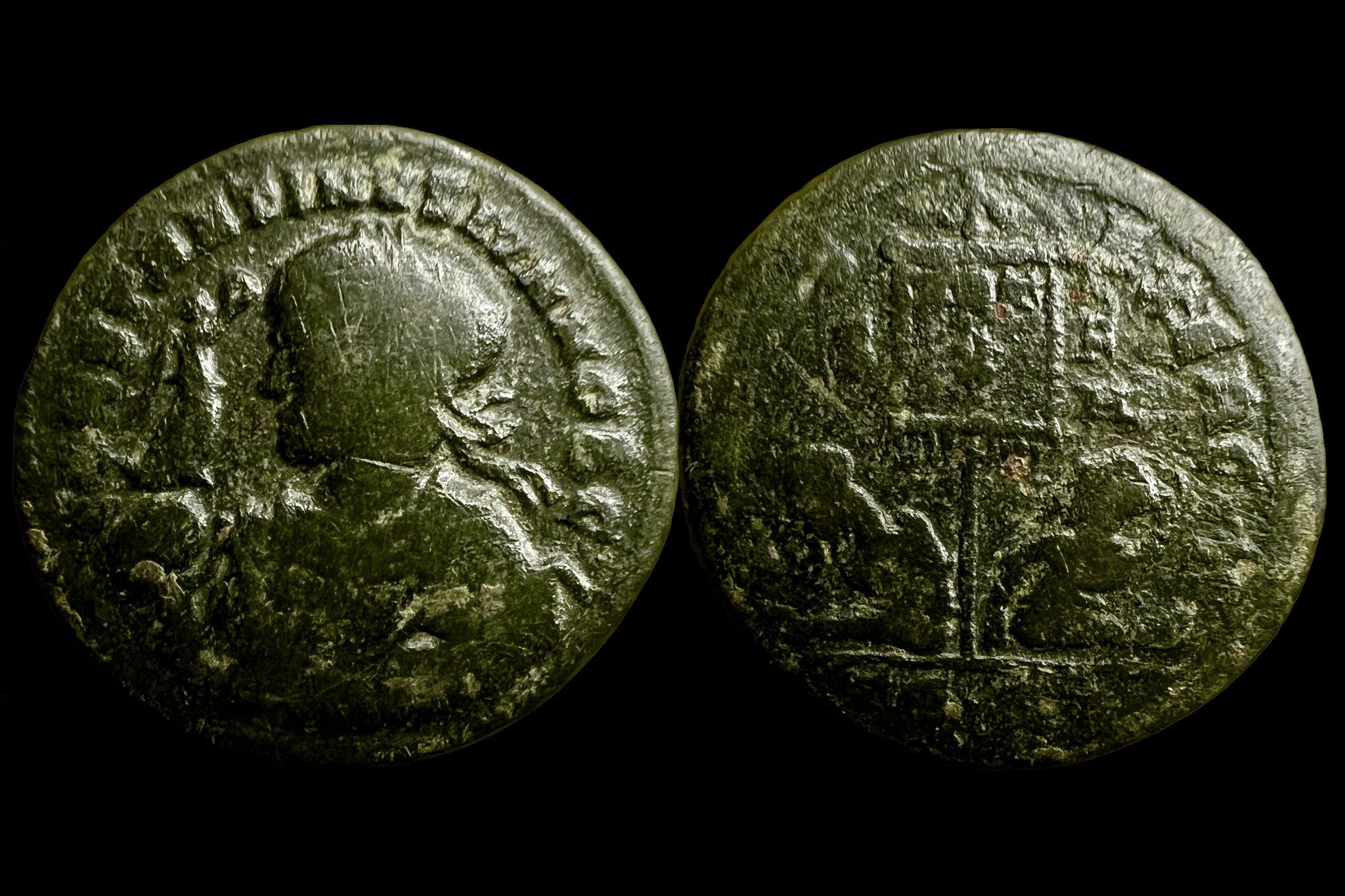 II.Constantine (i.sz.320) AE RIC133 