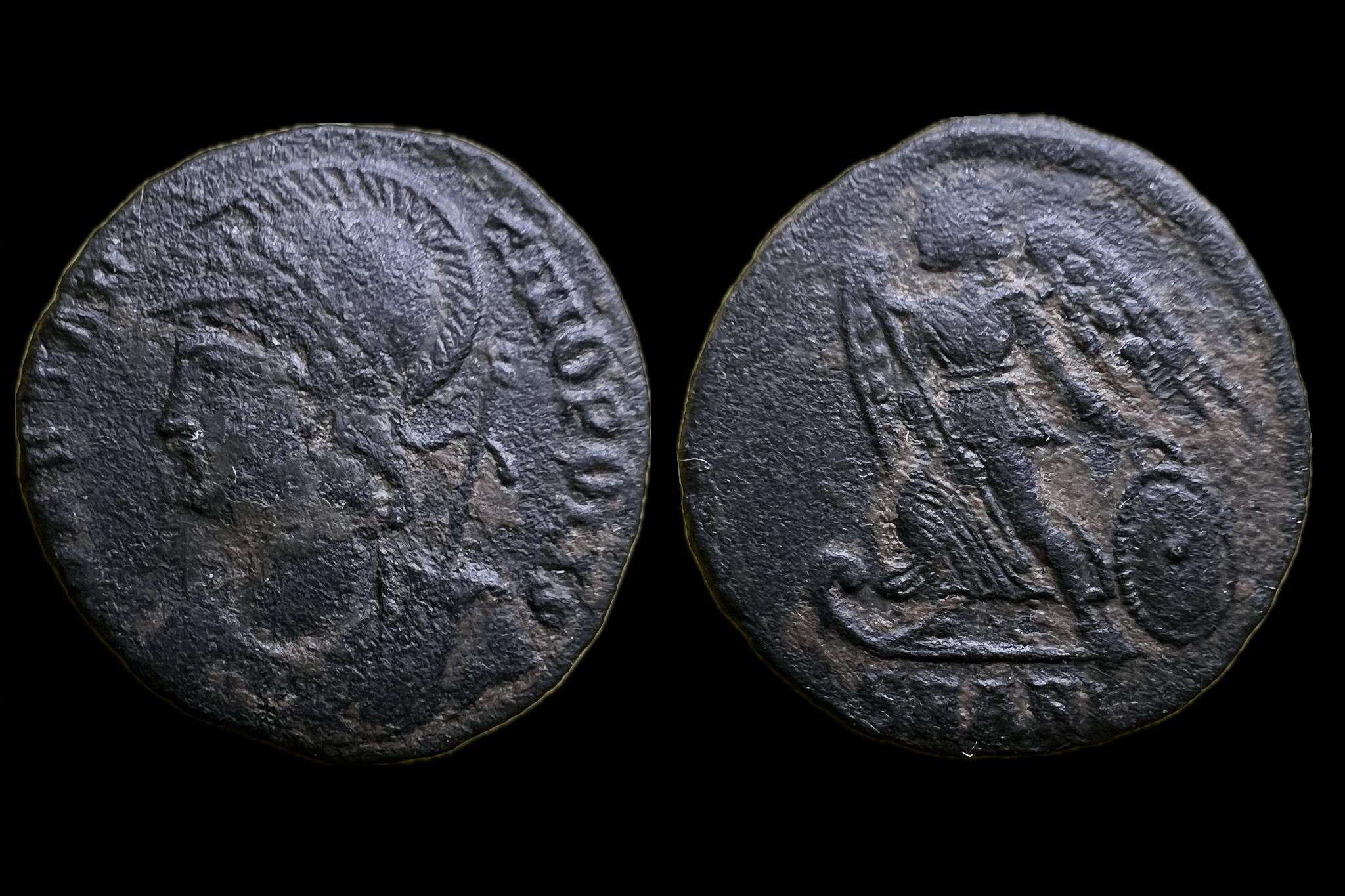 Constantinapolis (i.sz.334-335) AE RIC VII 129